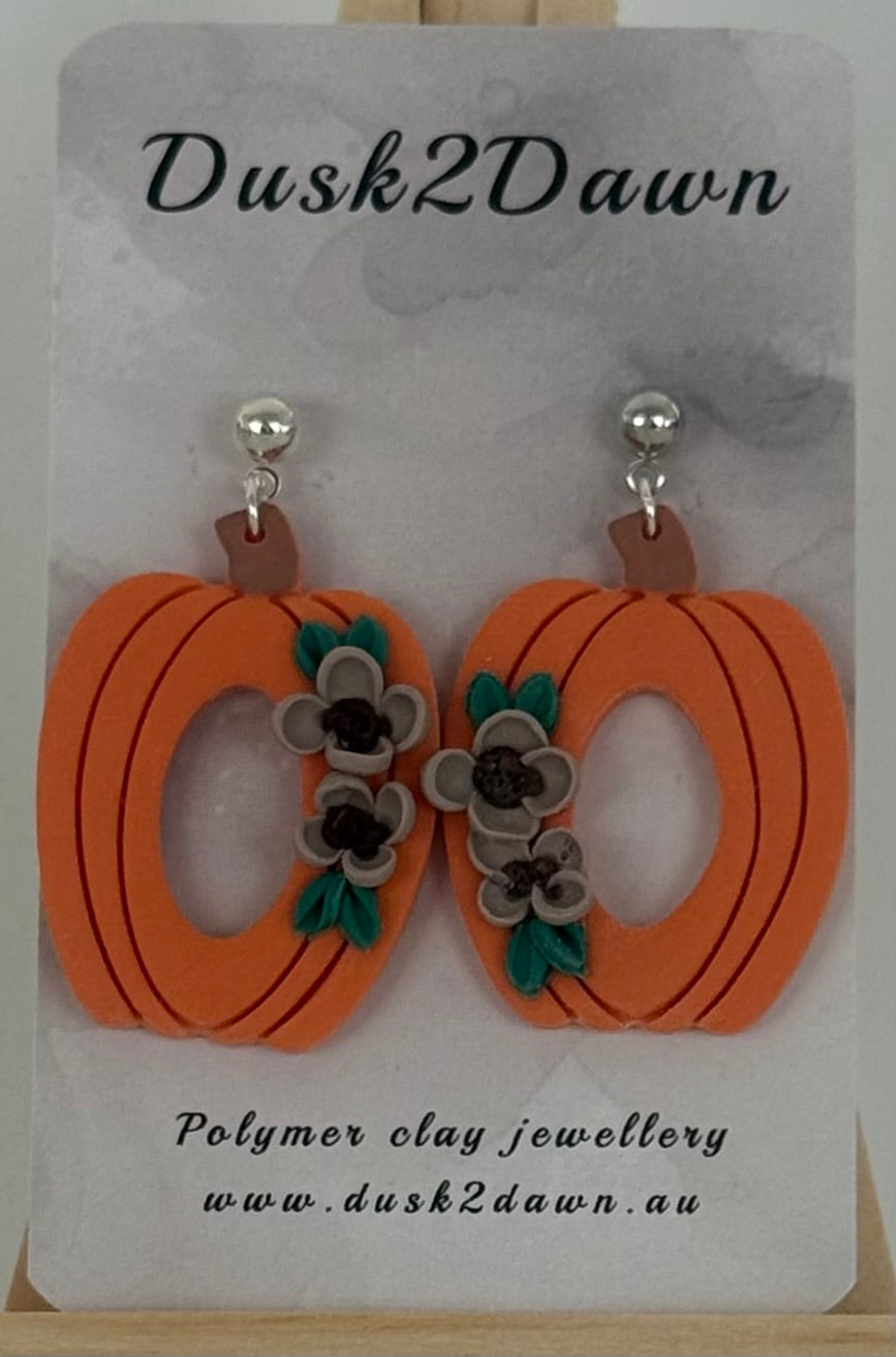 Pumpkin studded dangles- Halloween collection